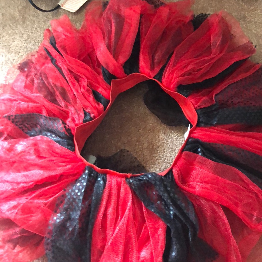 Tutu - Picture 2 of 2